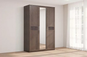 Шкаф 3-х створчатый с зеркалом Кэт-4 Венге Диал в Тобольске - tobolsk.mebel-tymen.ru | фото